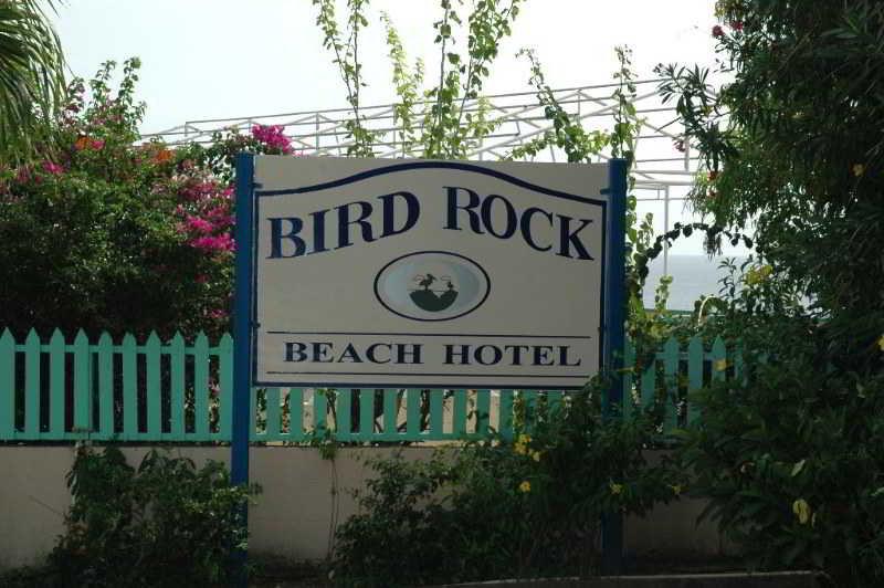 Bird Rock Beach Hotel บาสแตร์ ภายนอก รูปภาพ